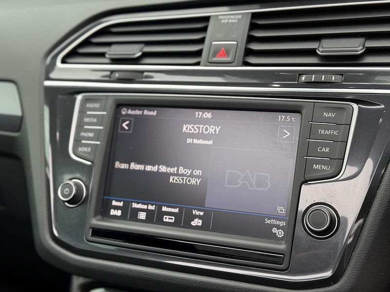 Volkswagen Tiguan 2.0 TDI BlueMotion Tech R-Line DSG Euro 6 (s/s) 5dr 5dr Automatic 2025