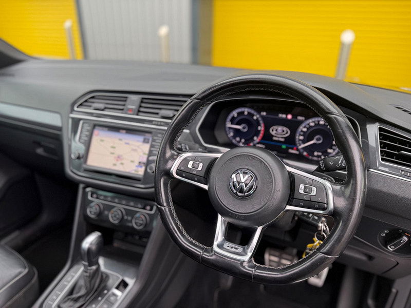 Volkswagen Tiguan 2.0 TDI BlueMotion Tech R-Line DSG Euro 6 (s/s) 5dr 5dr Automatic 2025