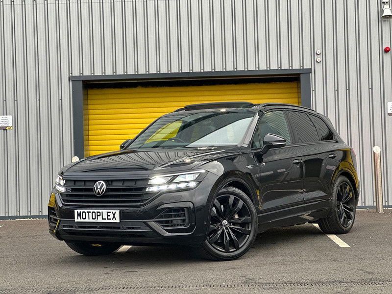 Volkswagen Touareg 3.0 TSI V6 Black Edition Tiptronic 4Motion Euro 6 (s/s) 5dr 5dr Automatic 2024