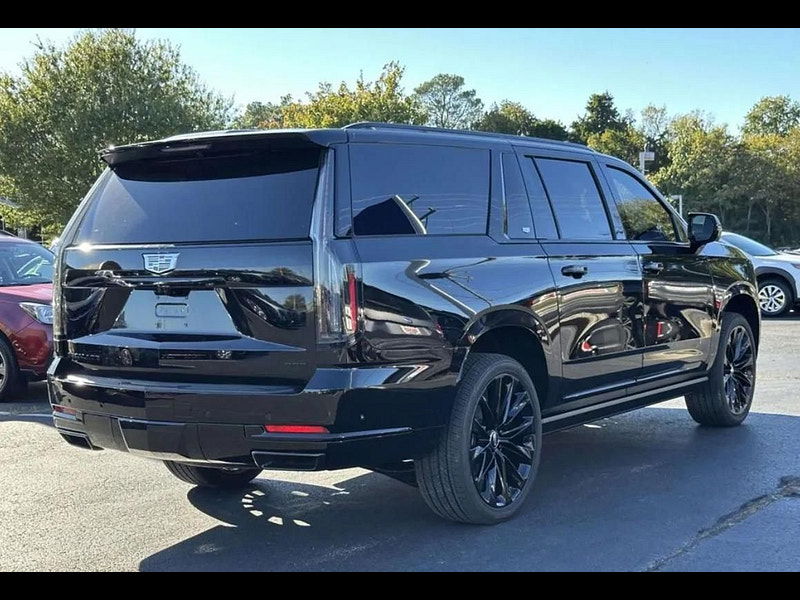 Cadillac Escalade PLATINUM  5dr Automatic 2026