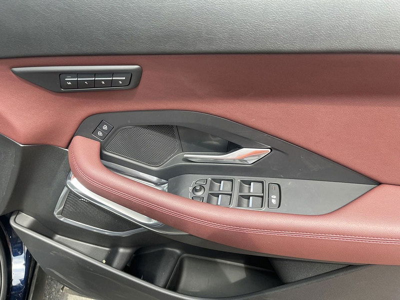 Jaguar E-PACE RHD   D165 R-Dynamic SE FWD 2.0L Diesel 6-Speed MT 163bhp 0dr Manual 2025