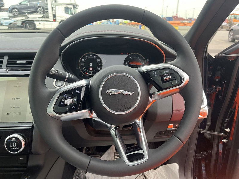 Jaguar E-PACE RHD   D165 R-Dynamic SE FWD 2.0L Diesel 6-Speed MT 163bhp 0dr Manual 2025