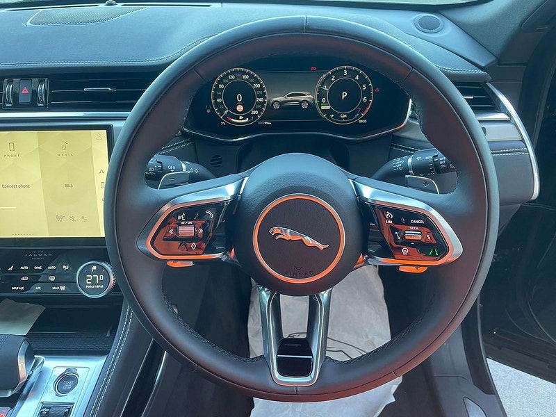 Jaguar F-PACE F-Pace PHEV R-Dynamic SE AWD 5dr Automatic 2025