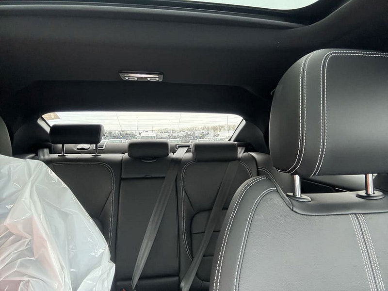 Jaguar XE RHD   D200 MHEV Limited Edition AWD 2.0L Diesel 8-Speed AT 204bhp 0dr Automatic 2025