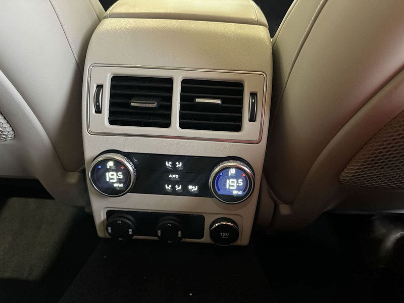 Jaguar XF RHD   P300 HSE AWD 2.0L Turbo Gas 8-Speed AT 300bhp 0dr Automatic 2025