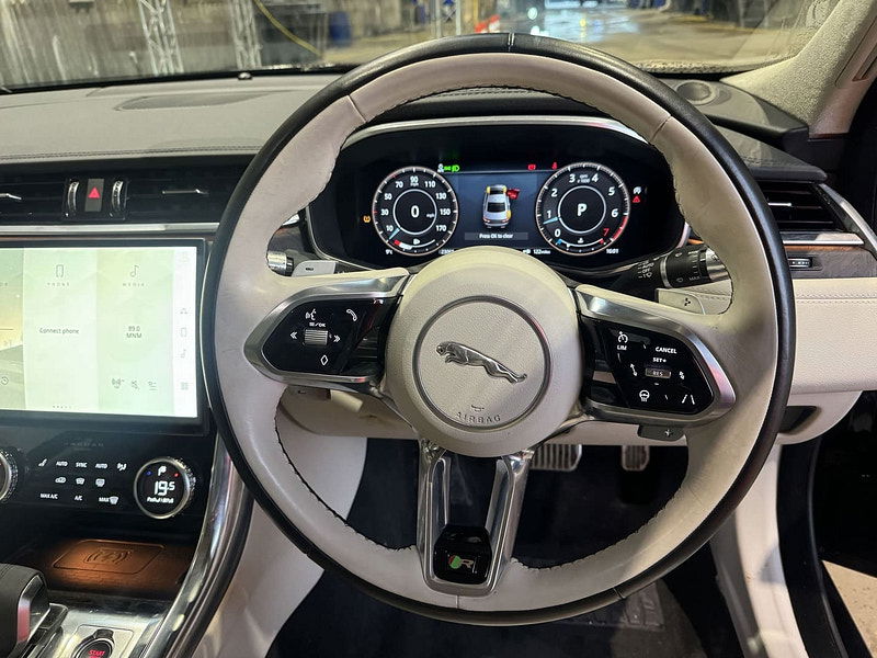 Jaguar XF RHD   P300 HSE AWD 2.0L Turbo Gas 8-Speed AT 300bhp 0dr Automatic 2025