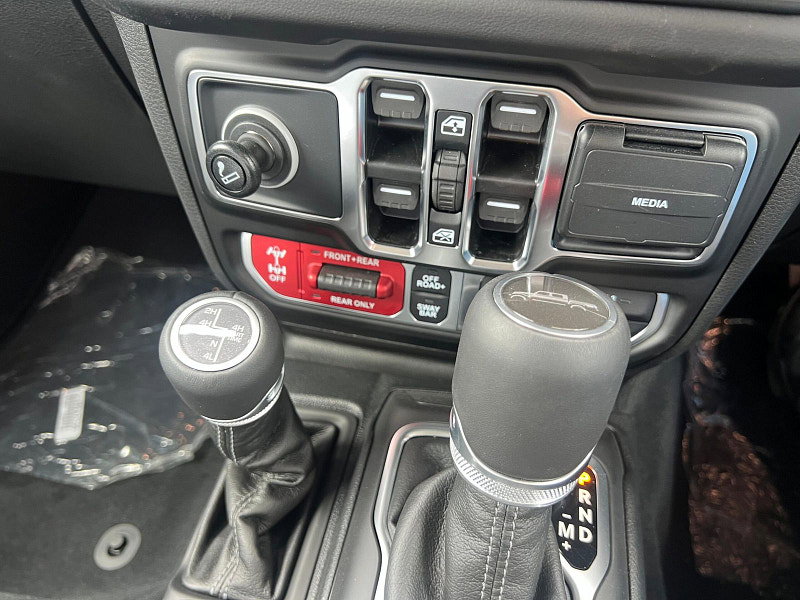 Jeep Gladiator Gladiator Rubicon X 4dr Automatic 2026