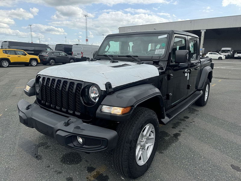 Jeep Gladiator Sport S 4x4 3.6L Gas 8-Speed AT 0dr Automatic 2025