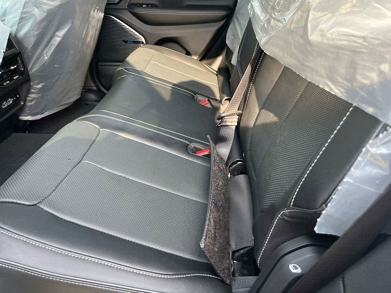 Jeep Grand Cherokee Overland 4XE 4x4 2.0L PHEV 8-Speed AT 0dr Automatic 2025