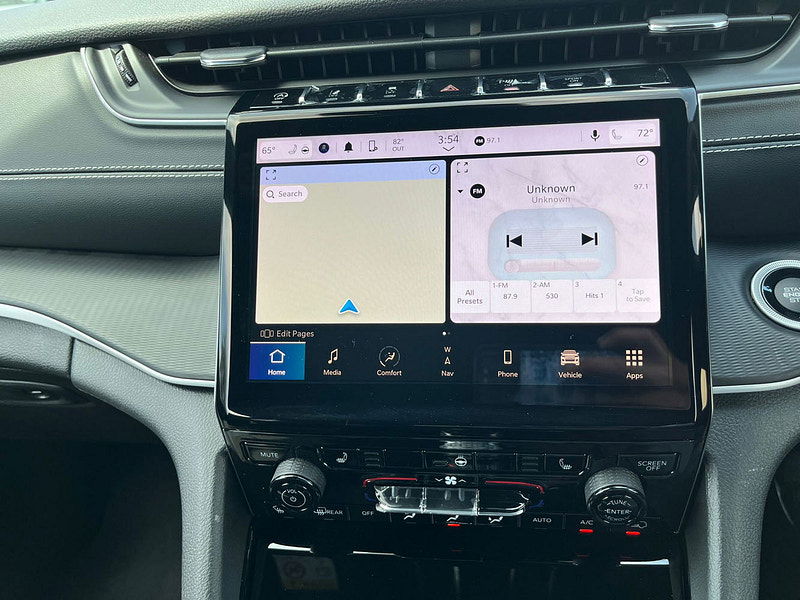 Jeep Grand Cherokee RHD   Altitude 4x4 3.6L Gas 8-Speed AT 0dr Automatic 2025