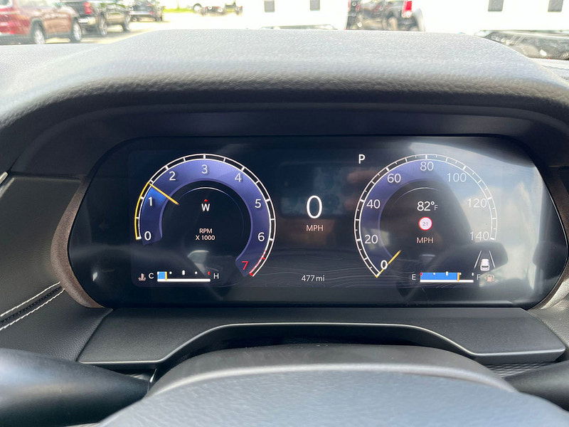 Jeep Grand Cherokee RHD   Altitude 4x4 3.6L Gas 8-Speed AT 0dr Automatic 2025