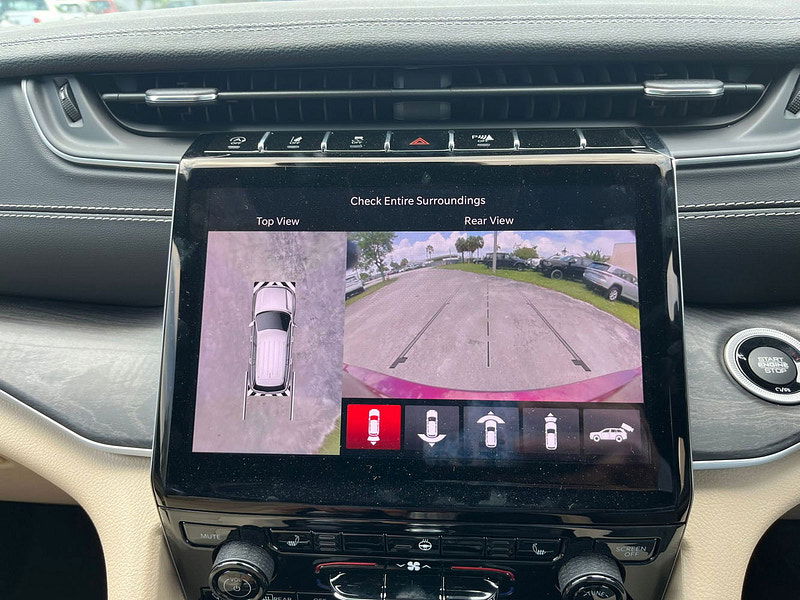 Jeep Grand Cherokee RHD   L Limited 4x4 3.6L Gas 8-Speed AT 7-Seater 0dr Automatic 2025