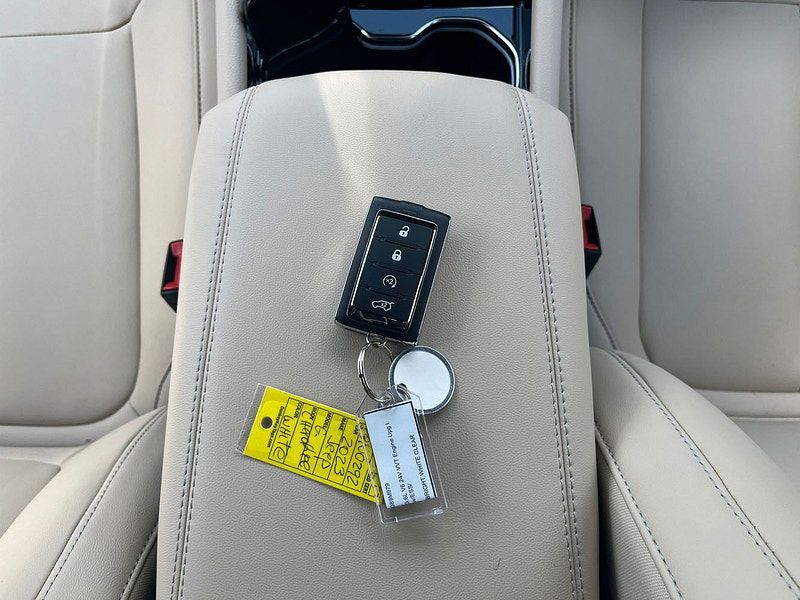 Jeep Grand Cherokee RHD   L Limited 4x4 3.6L Gas 8-Speed AT 7-Seater 0dr Automatic 2025