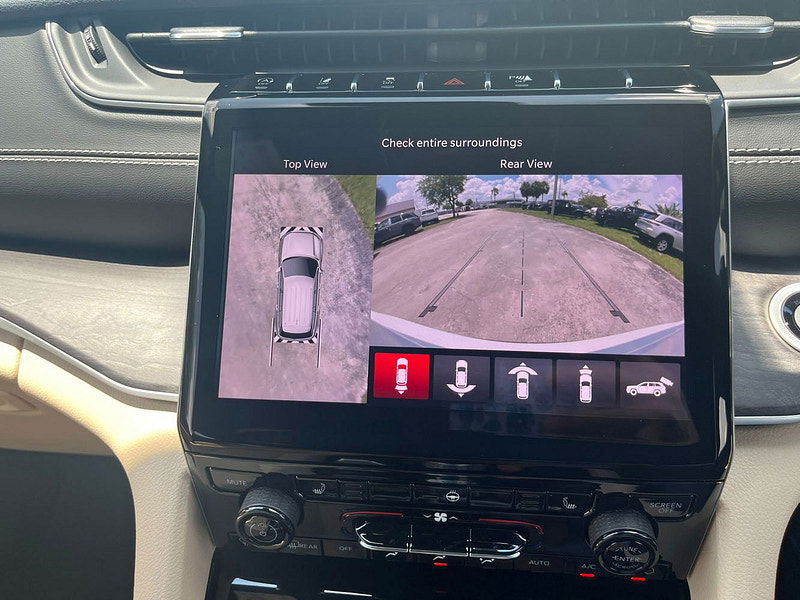 Jeep Grand Cherokee RHD   L Limited 4x4 3.6L Gas 8-Speed AT 7-Seater 0dr Automatic 2025