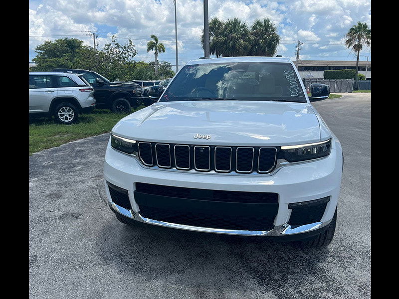 Jeep Grand Cherokee RHD   L Limited 4x4 3.6L Gas 8-Speed AT 7-Seater 0dr Automatic 2025
