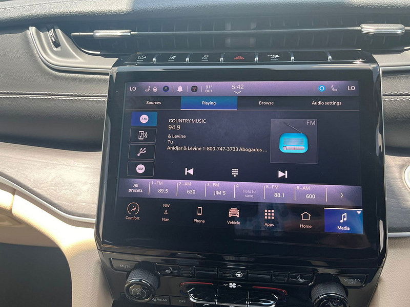 Jeep Grand Cherokee RHD   L Limited 4x4 3.6L Gas 8-Speed AT 7-Seater 0dr Automatic 2025