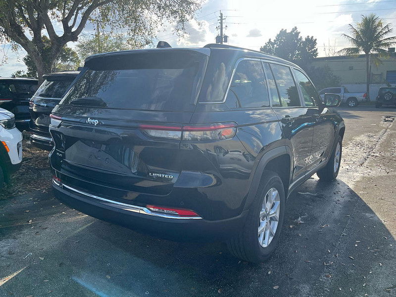 Jeep Grand Cherokee RHD   Limited 4x4 2.0L Turbo Gas 8-Speed AT 0dr Automatic 2025