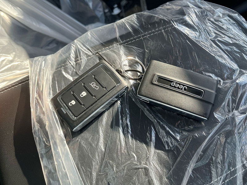 Jeep Grand Cherokee RHD   Limited 4x4 2.0L Turbo Gas 8-Speed AT 0dr Automatic 2025