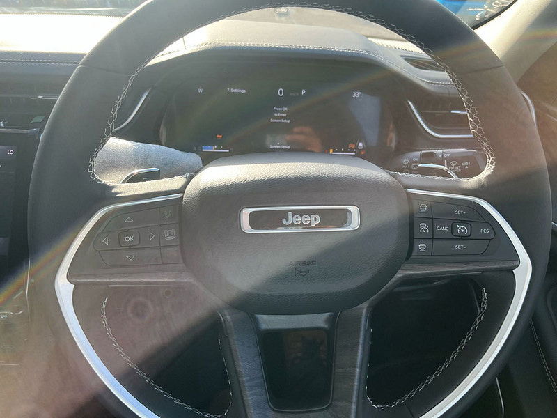 Jeep Grand Cherokee RHD   Limited 4x4 2.0L Turbo Gas 8-Speed AT 0dr Automatic 2025