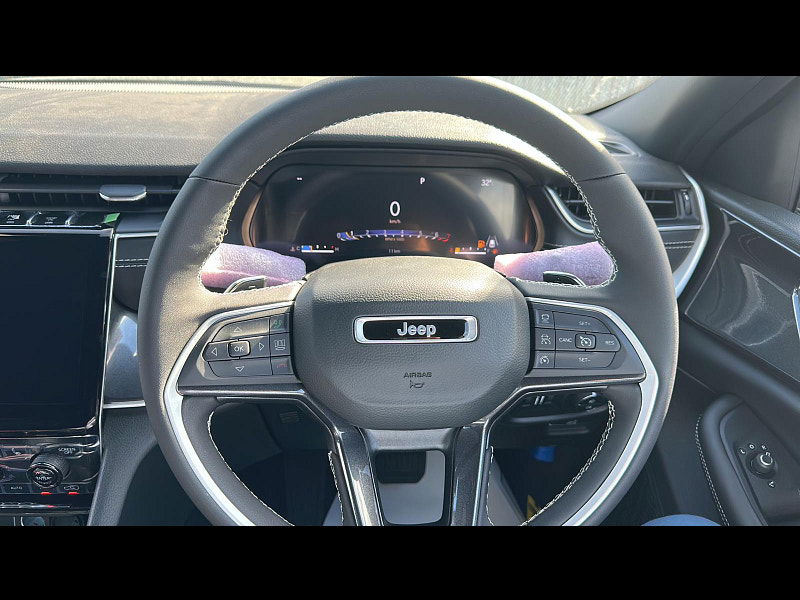 Jeep Grand Cherokee RHD New   Altitude 4x4 3.6L Gas 8-Speed AT 5-Seater 0dr Automatic 2025