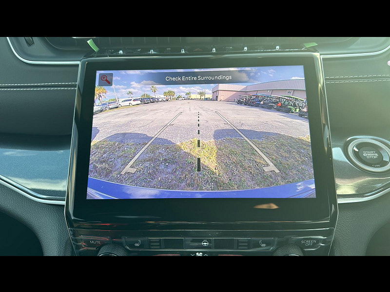 Jeep Grand Cherokee RHD New   Altitude 4x4 3.6L Gas 8-Speed AT 5-Seater 0dr Automatic 2025