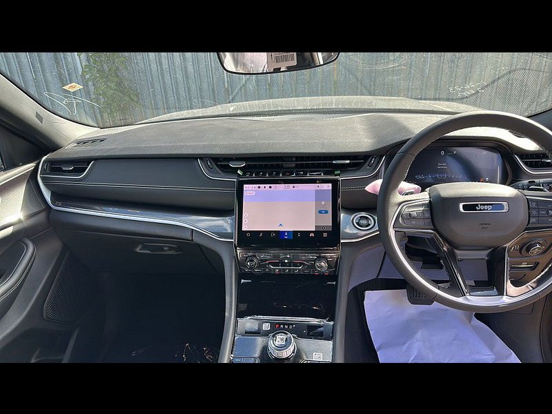 Jeep Grand Cherokee RHD New   Altitude 4x4 3.6L Gas 8-Speed AT 5-Seater 0dr Automatic 2025