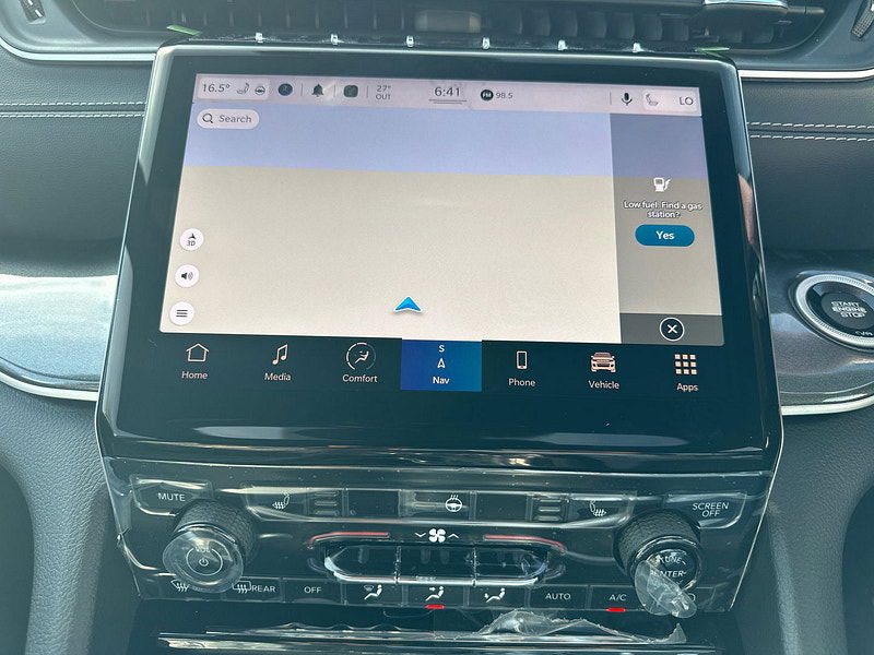 Jeep Grand Cherokee RHD New   Altitude 4x4 3.6L Gas 8-Speed AT 5-Seater 0dr Automatic 2025