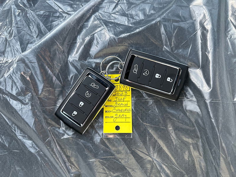 Jeep Grand Cherokee RHD New   Altitude 4x4 3.6L Gas 8-Speed AT 5-Seater 0dr Automatic 2025