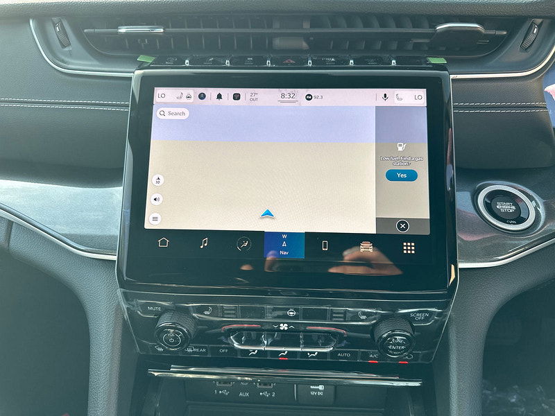 Jeep Grand Cherokee RHD New   Altitude 4x4 3.6L Gas 8-Speed AT 5-Seater 0dr Automatic 2025