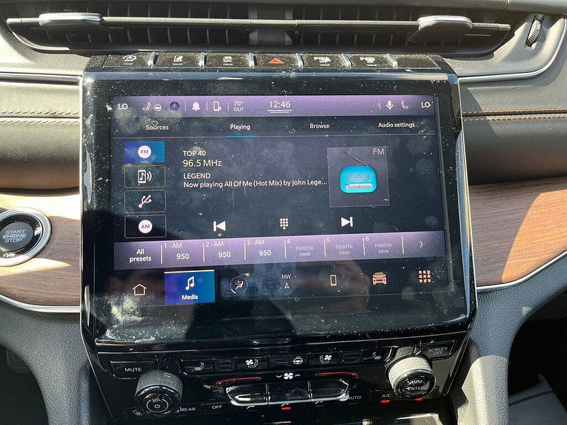 Jeep Grand Cherokee Summit 4x2 3.6L Gas 8-Speed AT 0dr Automatic 2025