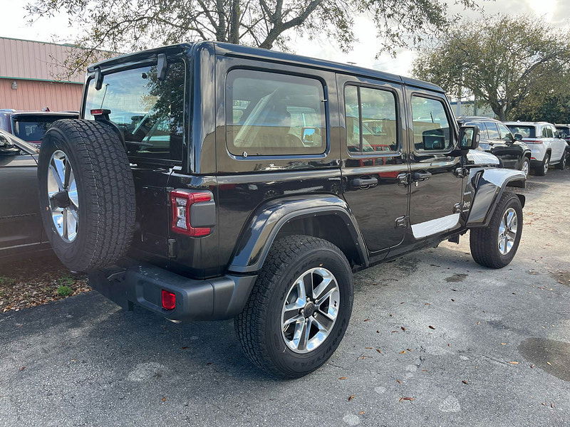 Jeep Wrangler 4-Door Sahara 4x4 3.6L Gas 8-Speed AT 0dr Automatic 2025