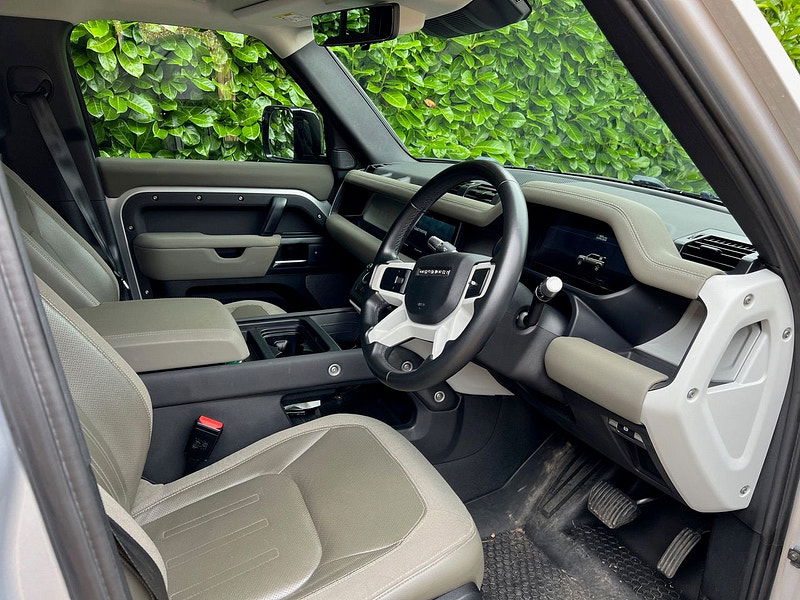 Land Rover DEFENDER 110 P400 S MHEV 5dr Automatic 2025