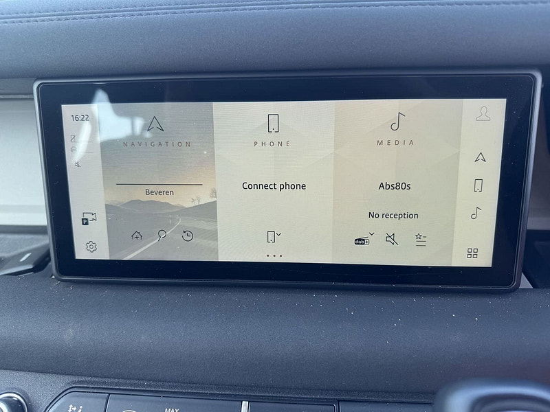 Land Rover Defender RHD   110 D240 AWD 2.0L Diesel 8-Speed AT 240bhp 5-Seater 0dr Automatic 2025