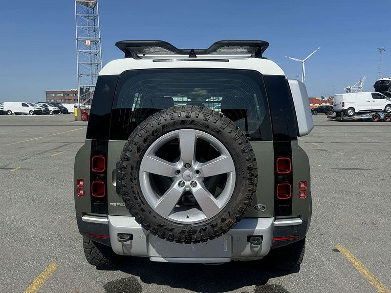 Land Rover Defender RHD   110 D240 AWD 2.0L Diesel 8-Speed AT 240bhp 5-Seater 0dr Automatic 2025