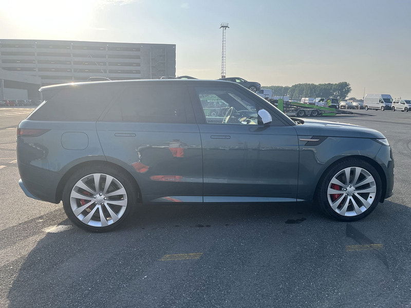 Land Rover Range Rover New   Sport 530 First Edition AWD MHEV 4.4L Turbo Gas 8-Spd AT 530bhp 5-Seater 0dr Automatic 2025