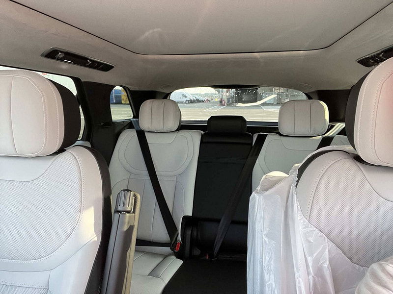 Land Rover Range Rover New   Sport 530 First Edition AWD MHEV 4.4L Turbo Gas 8-Spd AT 530bhp 5-Seater 0dr Automatic 2025