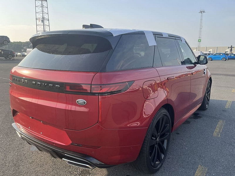 Land Rover Range Rover New   Sport 530 First Edition AWD MHEV 4.4L Turbo Gas 8-Spd AT 530bhp 5-Seater 0dr Automatic 2025