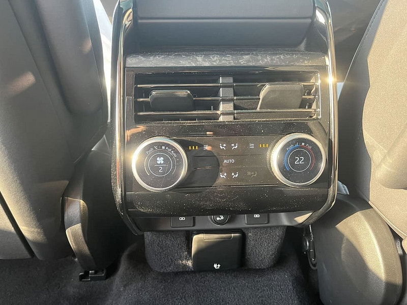 Land Rover Range Rover New   Sport 530 First Edition AWD MHEV 4.4L Turbo Gas 8-Spd AT 530bhp 5-Seater 0dr Automatic 2025