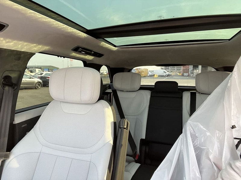 Land Rover Range Rover New   Sport 530 First Edition AWD MHEV 4.4L Turbo Gas 8-Spd AT 530bhp 5-Seater 0dr Automatic 2025