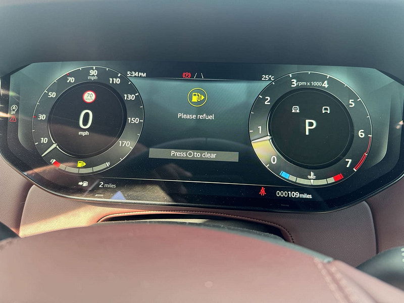 Land Rover Range Rover New   Sport P530 Dynamic HSE AWD MHEV 4.4L Turbo Gas 8-Speed AT 5-Seater 530bhp 5-Seater 0dr Automatic 2025