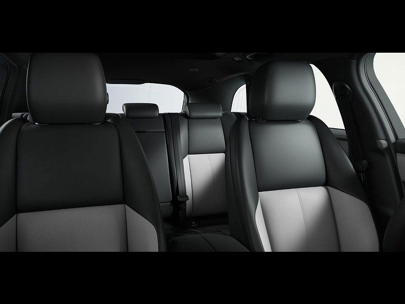 Land Rover Range Rover Velar P400 MHEV Dynamic SE 5dr Automatic 2025