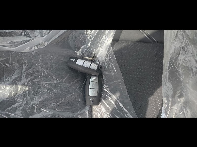 Mitsubishi L200 GLS Sportero DC 2.4L 4WD Diesel 6AT 0dr Automatic 2025