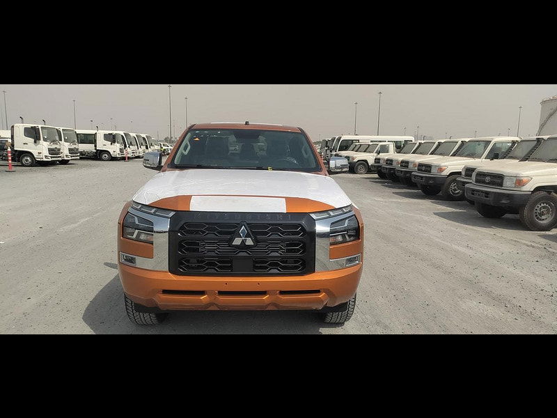 Mitsubishi L200 GLS Sportero DC 2.4L 4WD Diesel 6AT 0dr Automatic 2025