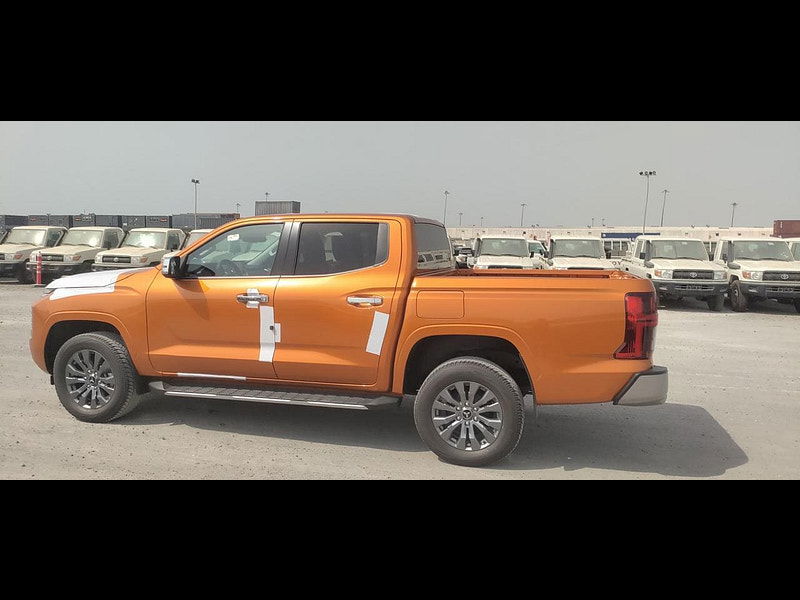 Mitsubishi L200 GLS Sportero DC 2.4L 4WD Diesel 6AT 0dr Automatic 2025