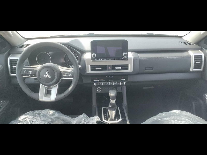 Mitsubishi L200 GLS Sportero DC 2.4L 4WD Diesel 6AT 0dr Automatic 2025