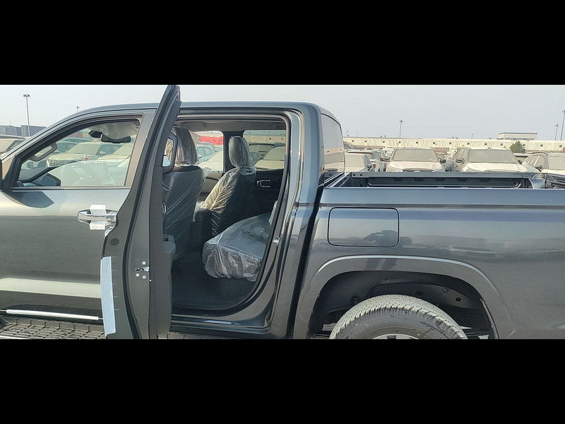 Mitsubishi L200 GLS Sportero DC 2.4L 4WD Diesel 6AT 0dr Automatic 2025