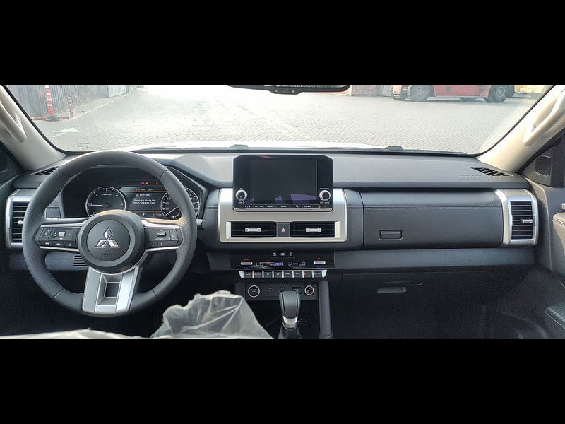 Mitsubishi L200 GLS Sportero DC 2.4L 4WD Diesel 6AT 0dr Automatic 2025