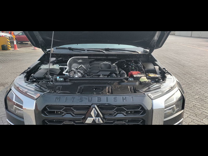 Mitsubishi L200 GLS Sportero DC 2.4L 4WD Diesel 6AT 0dr Automatic 2025