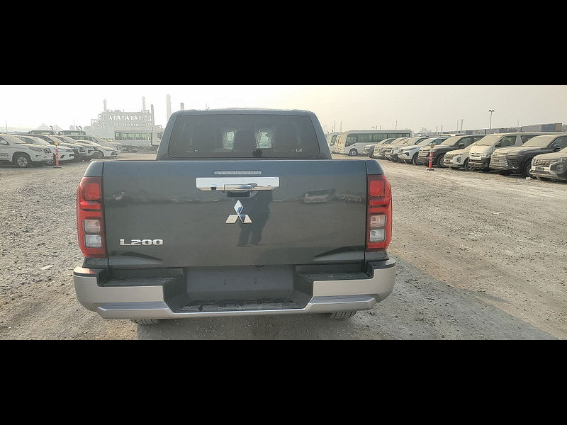 Mitsubishi L200 GLS Sportero DC 2.4L 4WD Diesel 6AT 0dr Automatic 2025