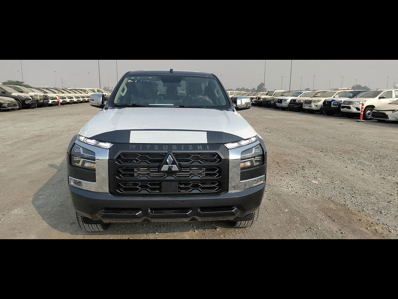 Mitsubishi L200 GLS Sportero DC 2.4L 4WD Diesel 6AT 0dr Automatic 2025